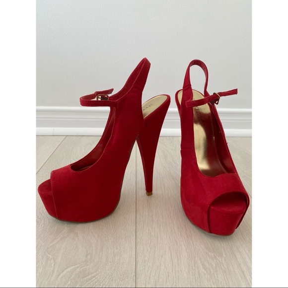 Shoedazzle stiletto pumps - Picture 2 of 3